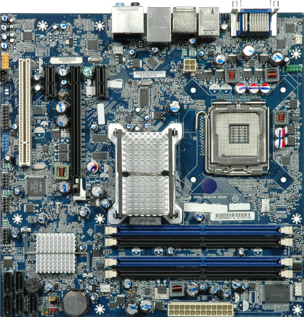 Id сокета. Intel dg45id. Intel g45 материнская плата. Intel desktop Board dg45id. Материнская плата Intel lga775 p45.